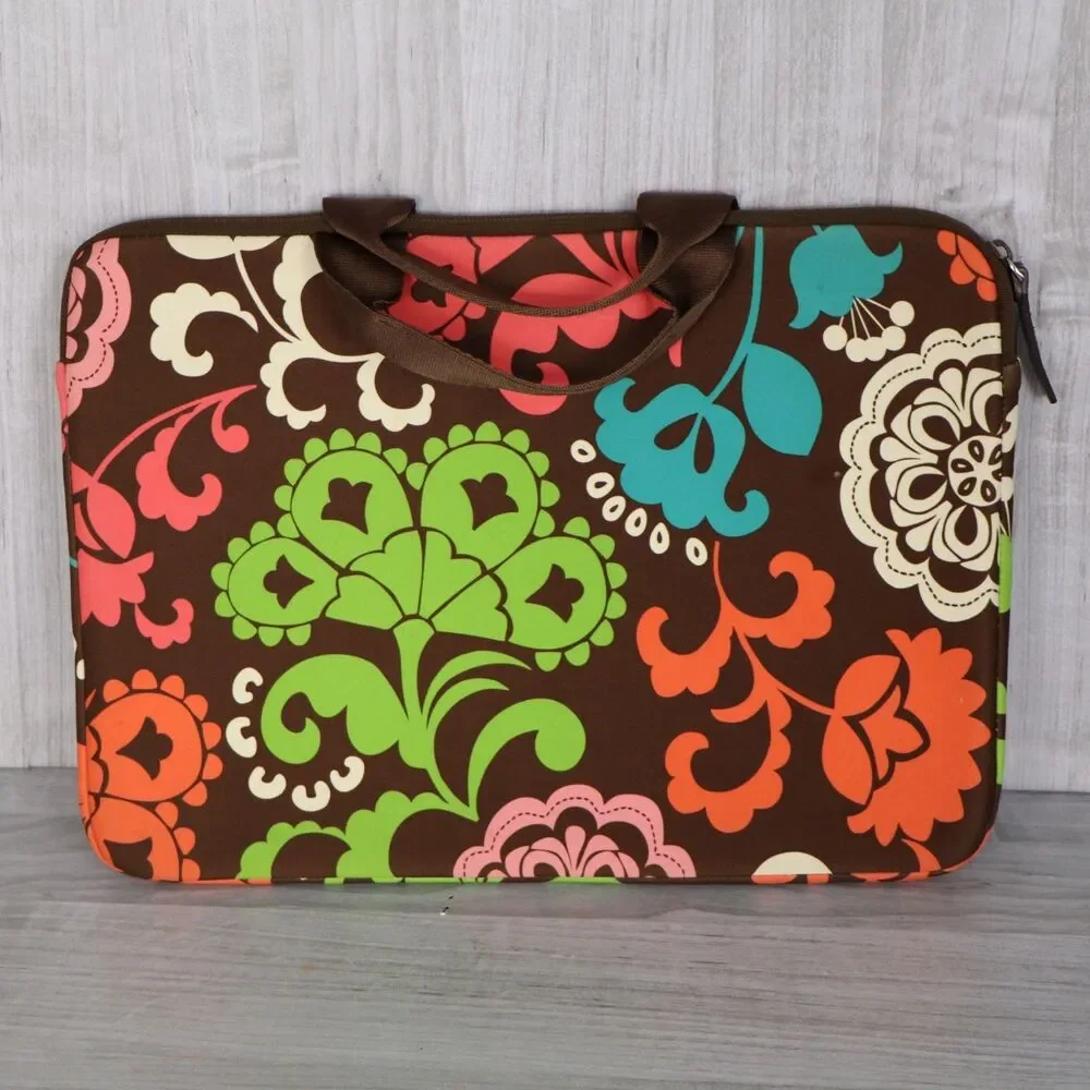 Retired Vera Bradley Neoprene 15″ Laptop Case Sleeve Bag Lola Pattern